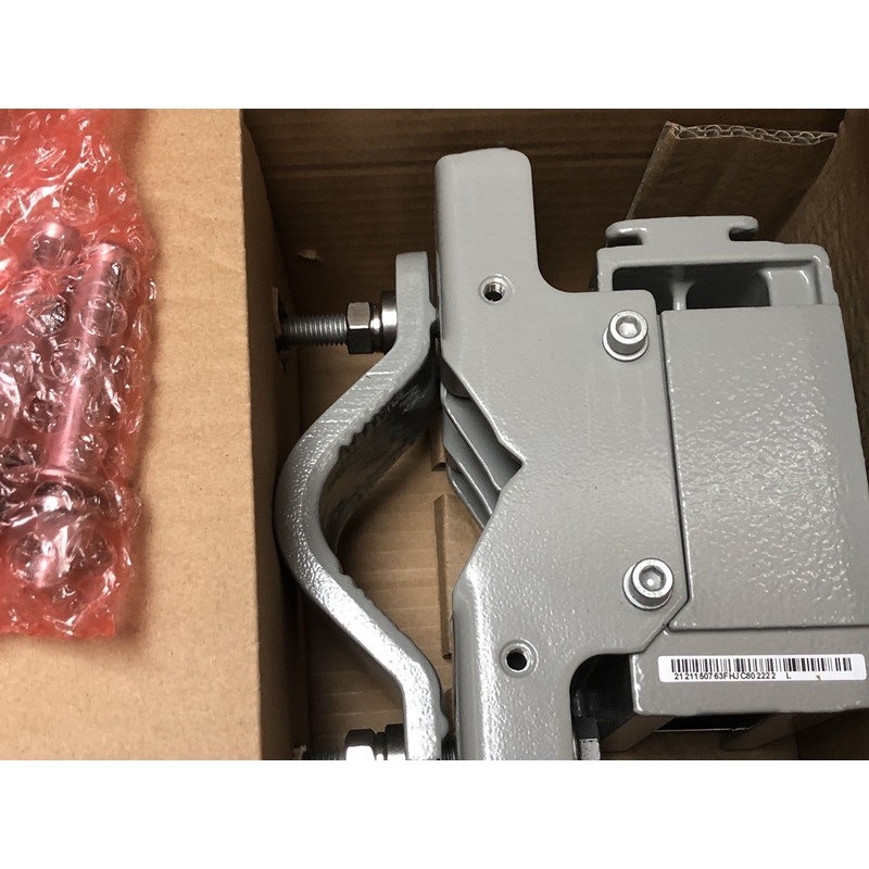 Huawei  Integrated Mount Kit  21150763 WD7SRRUASM00 Engineering Installation kit DKBA4.070.852 SRRU Multifunctional