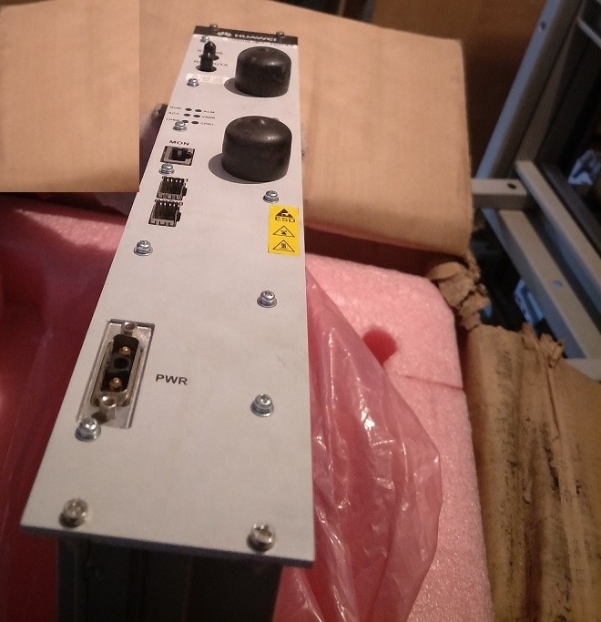 Huawei MRFUd 900D 02310CMD WD5MJFUBG8B,V3,Multi-Mode Transceiver Unit(RX890-915MHz/TX935-960MHz,-48VDC,5G,2T2R,9U)